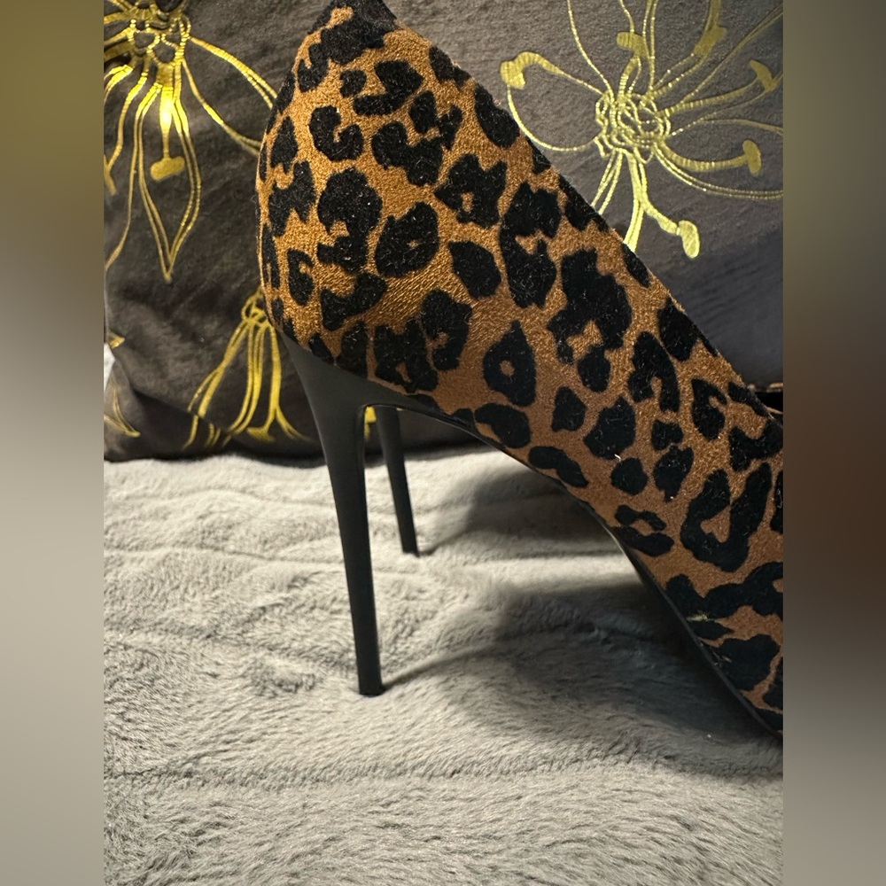Zara Basic Collection Pump - Picture 3 of 6